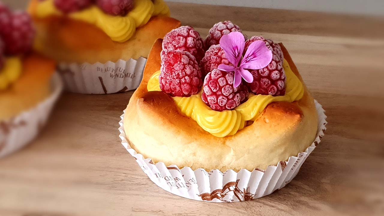 Raspberry Custard Bread Buns