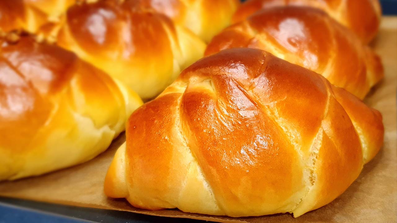 Salted Butter Rolls
